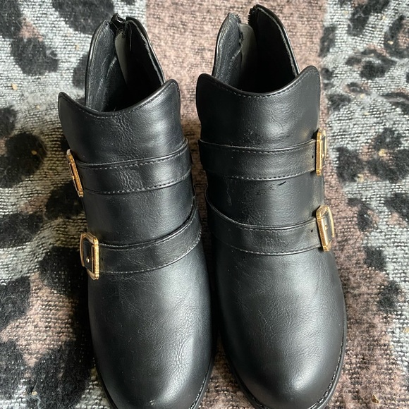 New Unused Black Double Buckle Ankle Bootie - Picture 2 of 3